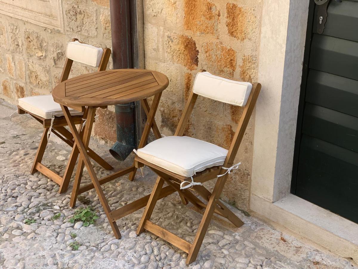 Superior 1 Bedroom Apartment Gabriela Next To Buza Beach Dubrovnik Buitenkant foto