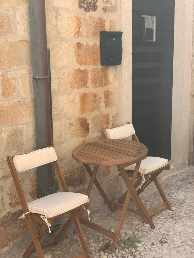Superior 1 Bedroom Apartment Gabriela Next To Buza Beach Dubrovnik Buitenkant foto